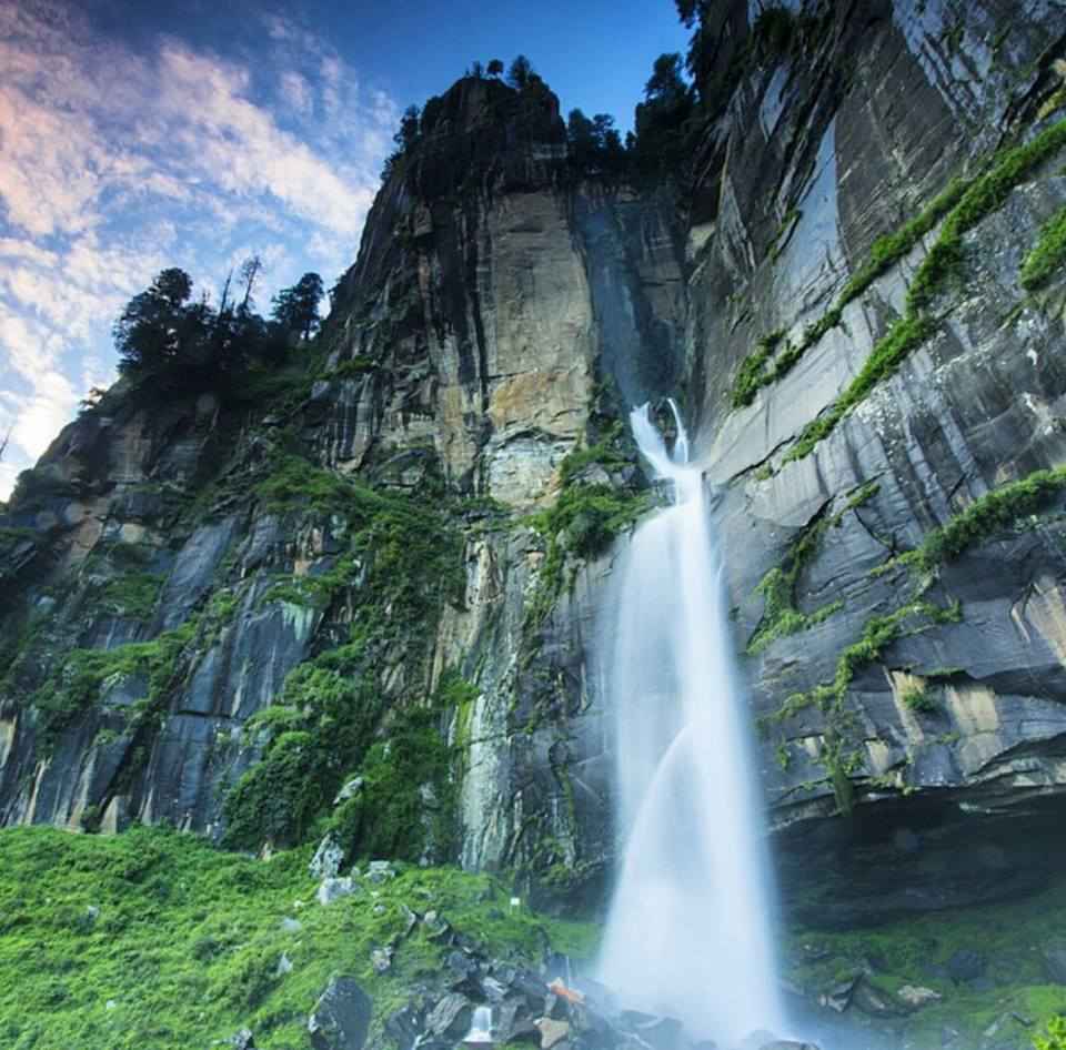 Jogini Waterfall Manali: Entry fee, Best time to Visit, Photos & Reviews